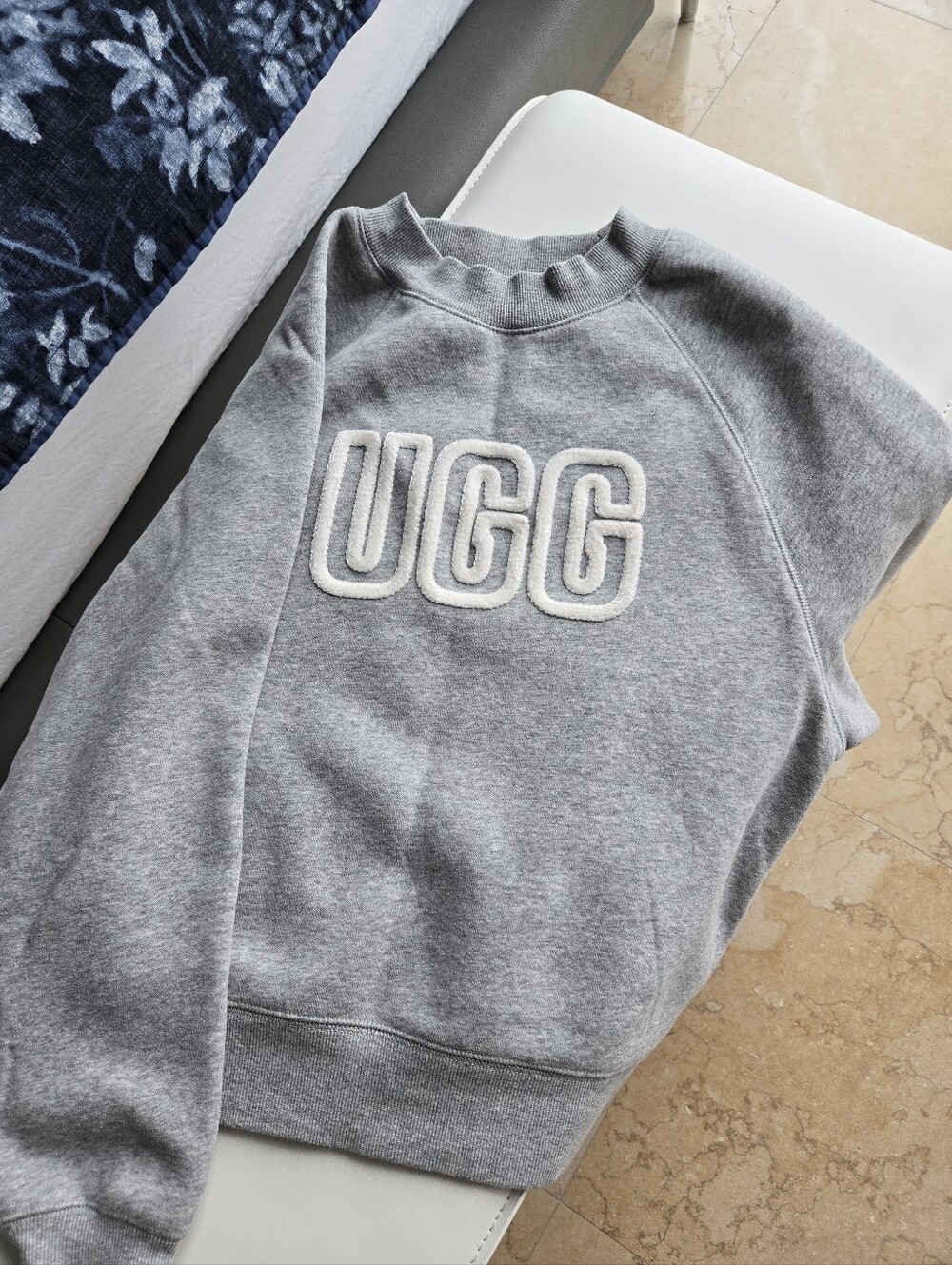 UGG Women's Gray Crewneck Sweater with Raised Logo